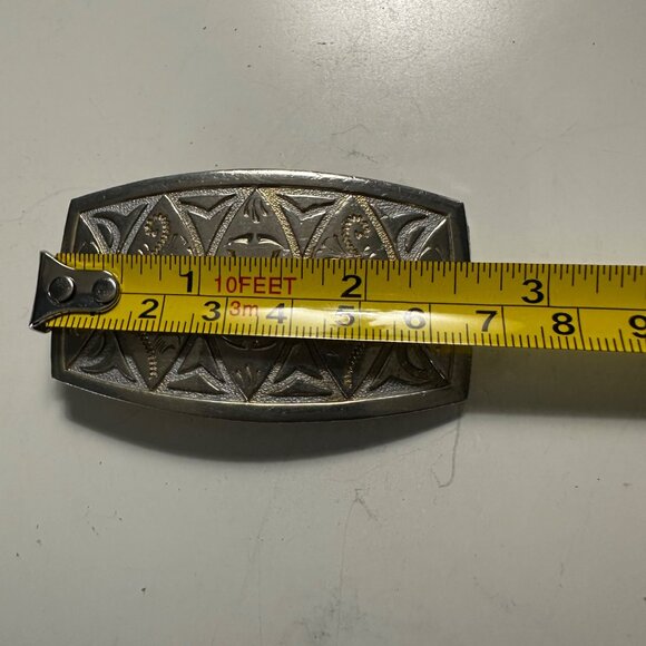 Vintage Unbranded Gold and Silver Tone 2.5 x 1.5” Lightweight Buckle - Picture 3 of 4